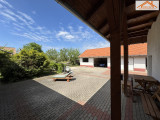 VH-004441 - 
