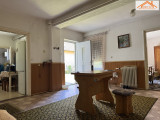 VH-004445 - 