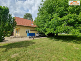 VH-004466 - 