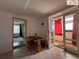 VH-004601 - 