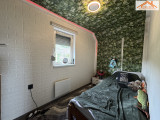VH-004805 - 