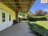 VH-004818 - 