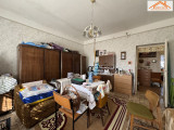 VH-004979 - 