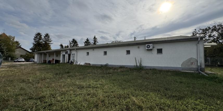 Kiadó üzlethelyiség / kereskedelmi ingatlan